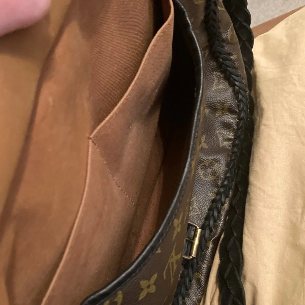 Vintage Boho Louis Vuitton Saumur 35 Saddle Bag w/Hand Braided Crossbody Strap - Picture 7 of 13